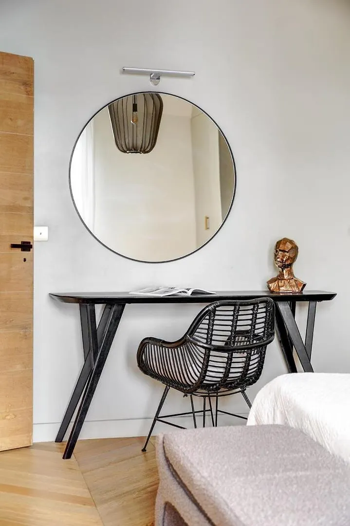 Апартаменты Suite Triomphe - Appartement Charmant A Париж
